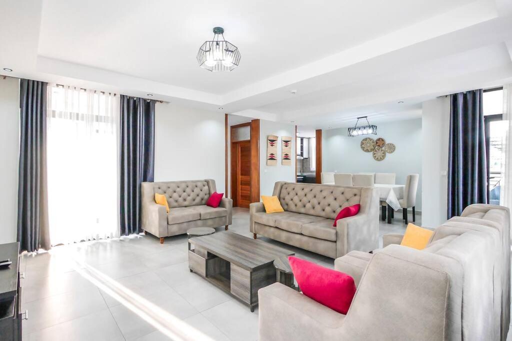 Ultra Modern Apartment In Nyarutarama Kigali Extérieur photo