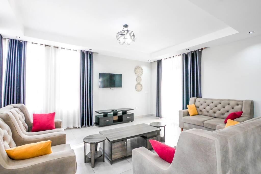 Ultra Modern Apartment In Nyarutarama Kigali Extérieur photo
