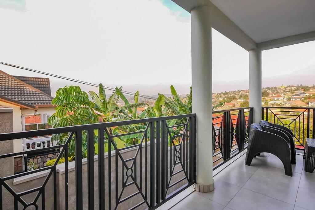 Ultra Modern Apartment In Nyarutarama Kigali Extérieur photo