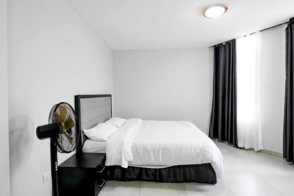 Ultra Modern Apartment In Nyarutarama Kigali Extérieur photo