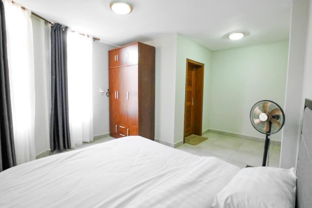 Ultra Modern Apartment In Nyarutarama Kigali Extérieur photo